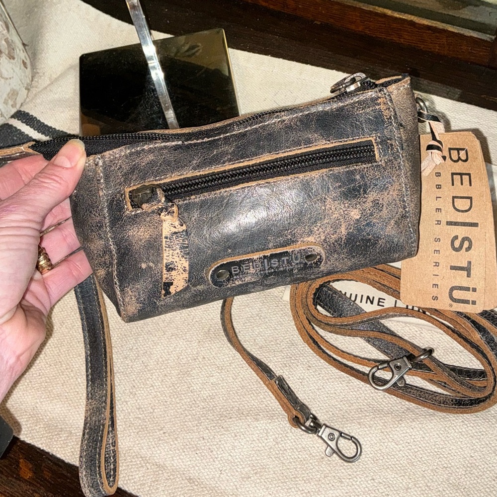 NWT Bed Stu Leather Studded Encase Crossbody Wristlet Belt Bag Black Lux $135 - Picture 5 of 13